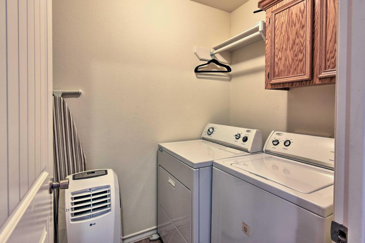 Spacious Port Aransas Condo Near Beach And Golfing Exterior photo